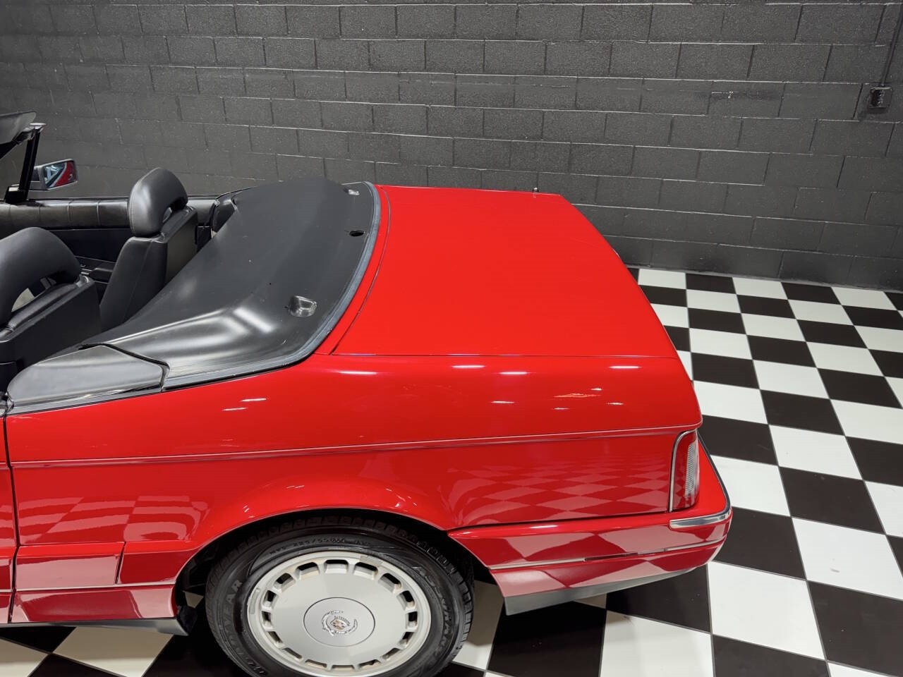 Cadillac-Allante-1990-Convertible-18