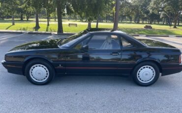 Cadillac-Allante-1990-Convertible-24