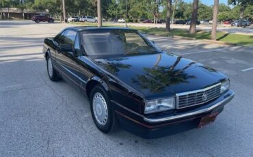 Cadillac-Allante-1990-Convertible-26