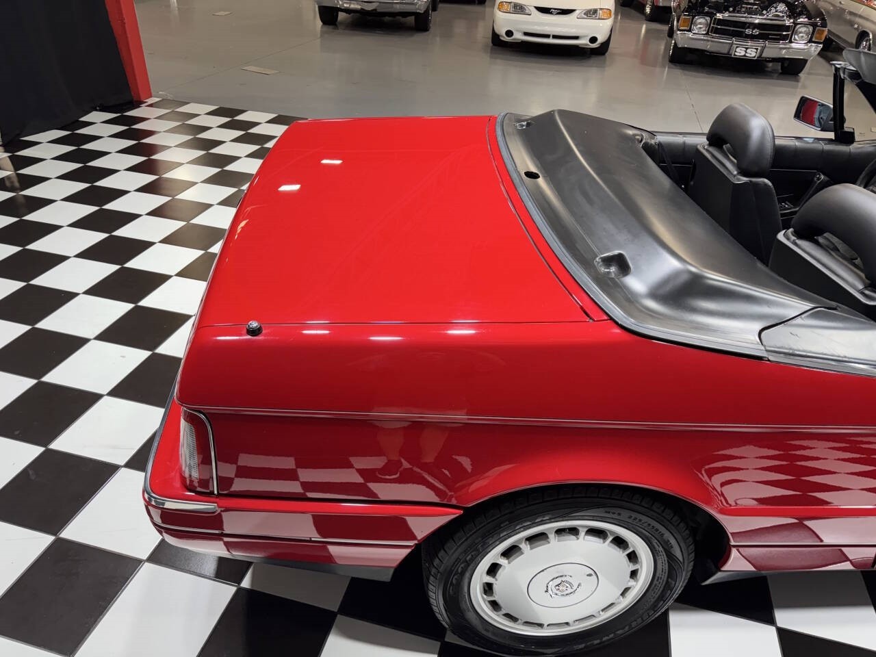 Cadillac-Allante-1990-Convertible-29