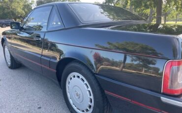 Cadillac-Allante-1990-Convertible-31