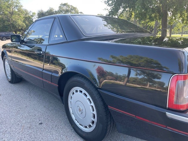 Cadillac-Allante-1990-Convertible-31