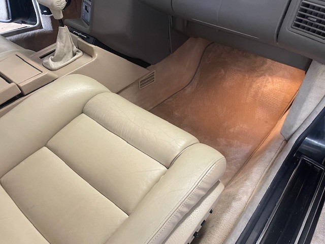 Cadillac-Allante-1990-Convertible-6