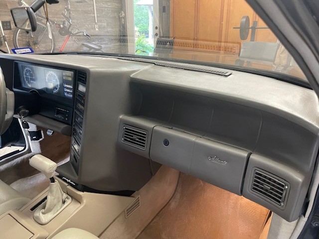 Cadillac-Allante-1990-Convertible-8