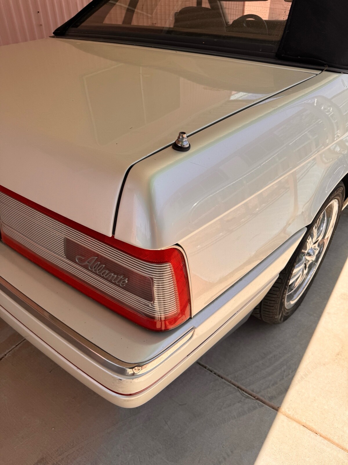 Cadillac-Allante-1991-7