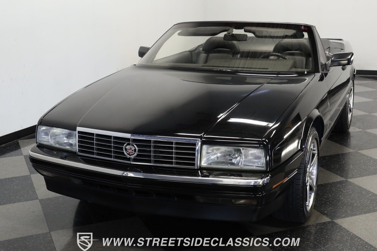 Cadillac-Allante-1991-Convertible-16
