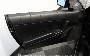 Cadillac-Allante-1991-Convertible-33