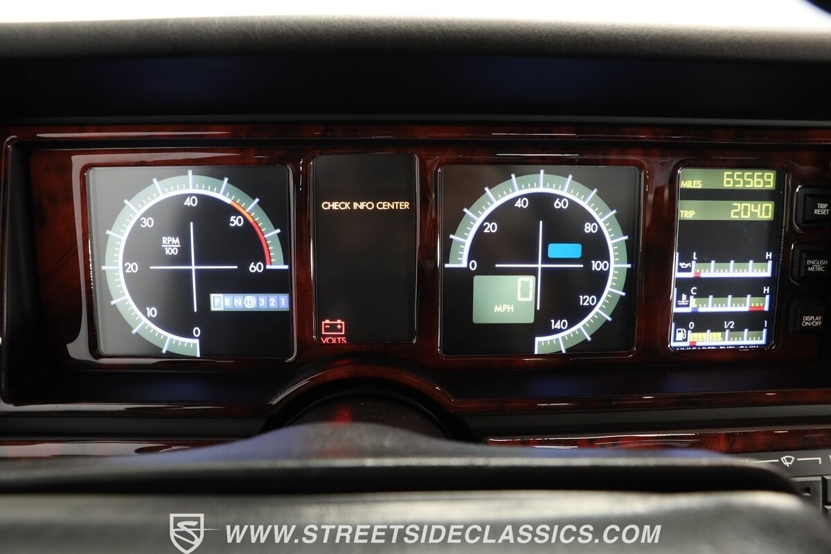 Cadillac-Allante-1991-Convertible-36