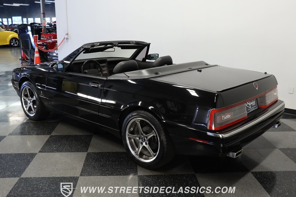 Cadillac-Allante-1991-Convertible-6