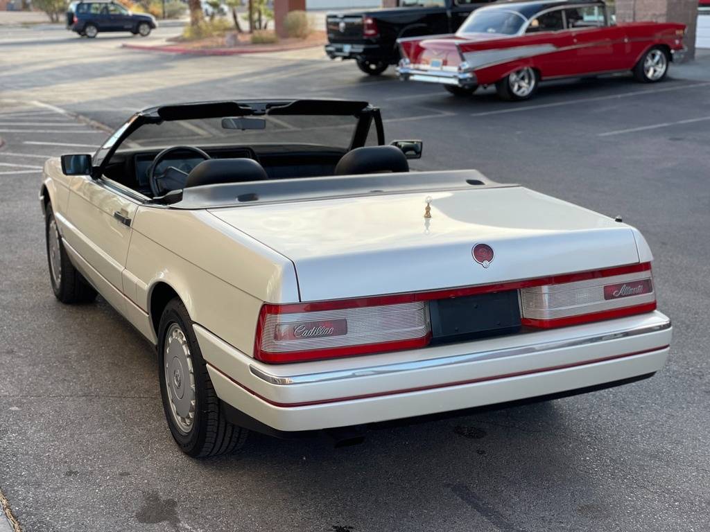 Cadillac-Allante-1991-white-10