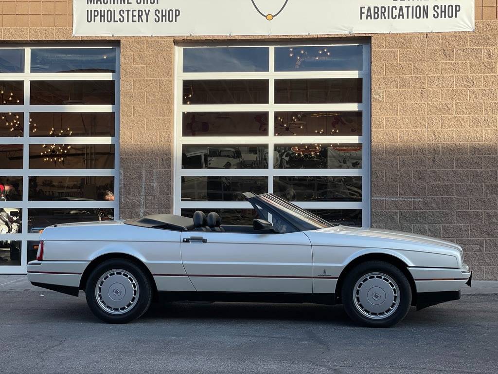 Cadillac-Allante-1991-white-2