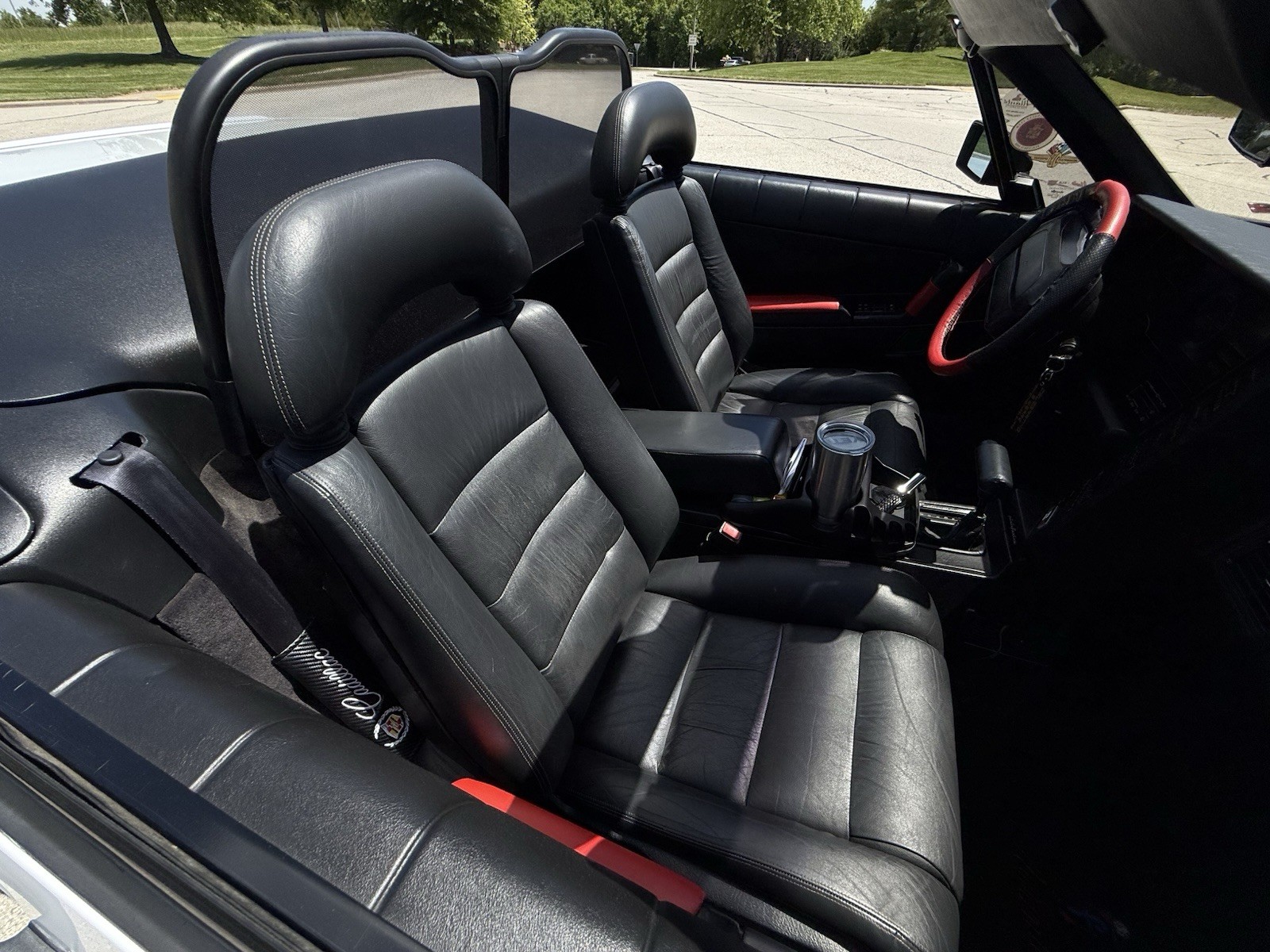 Cadillac-Allante-1992-Convertible-13