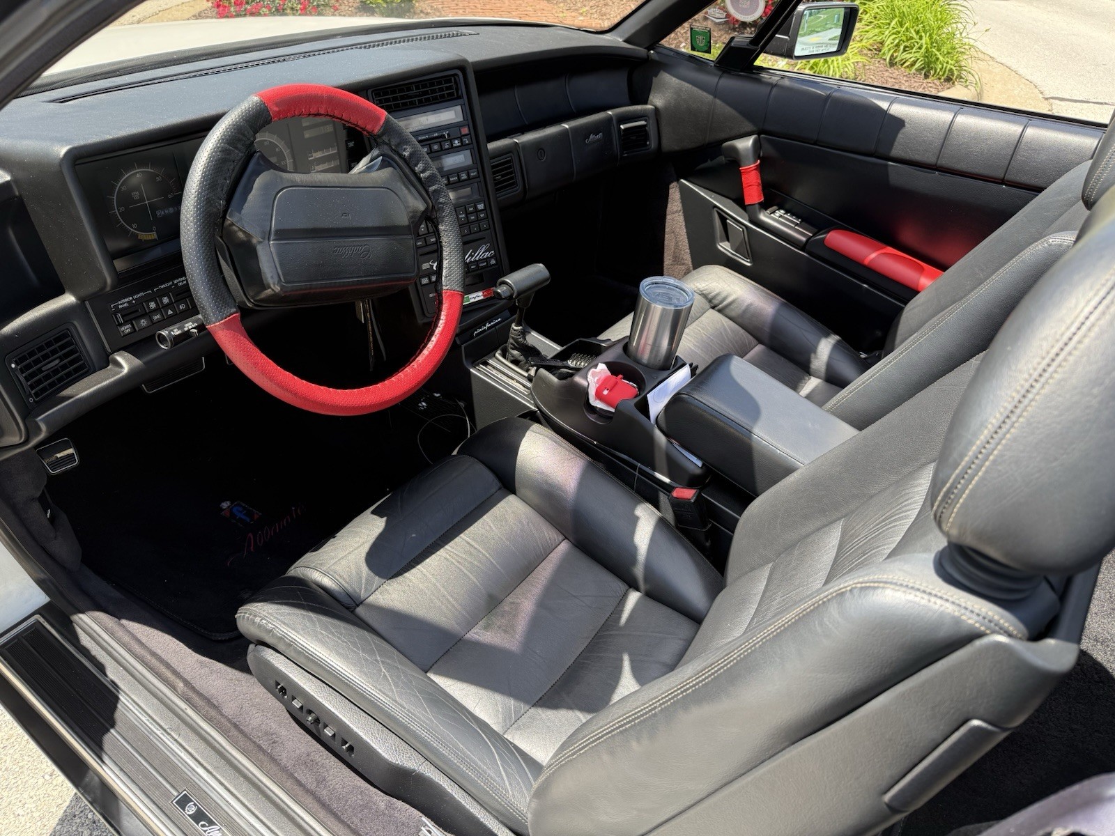 Cadillac-Allante-1992-Convertible-19