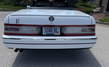 Cadillac-Allante-1992-Convertible-2