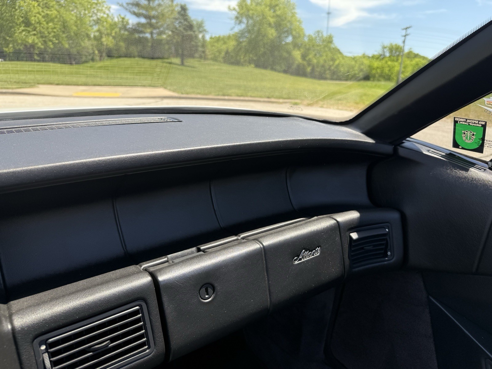 Cadillac-Allante-1992-Convertible-8
