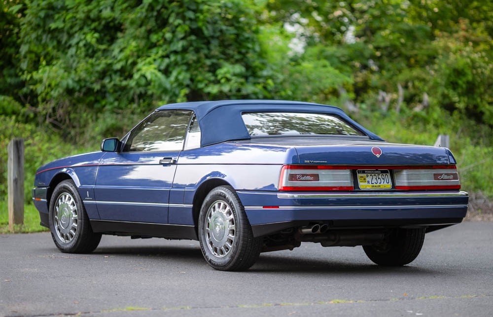 Cadillac-Allante-1993-Convertible-4