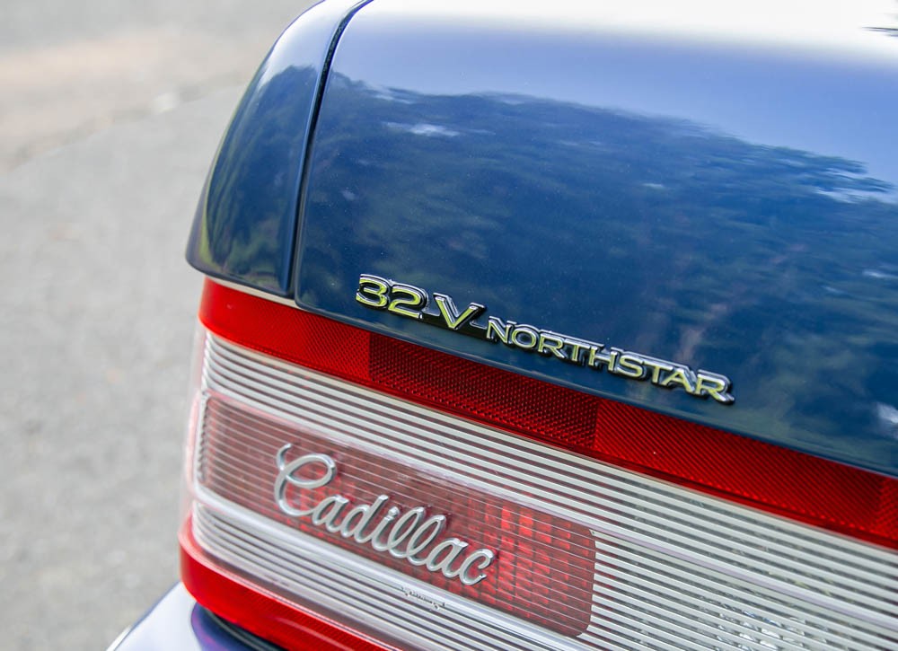 Cadillac-Allante-1993-Convertible-9