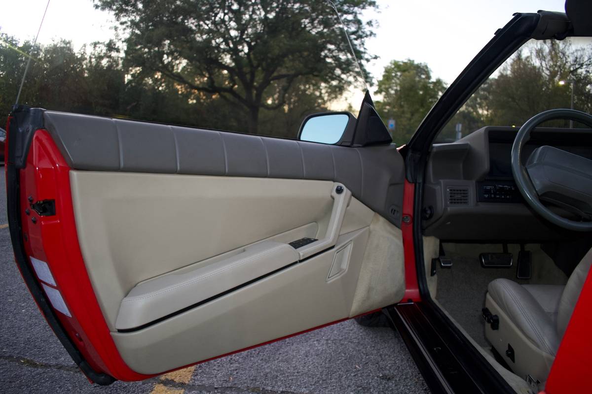 Cadillac-Allante-1993-red-12