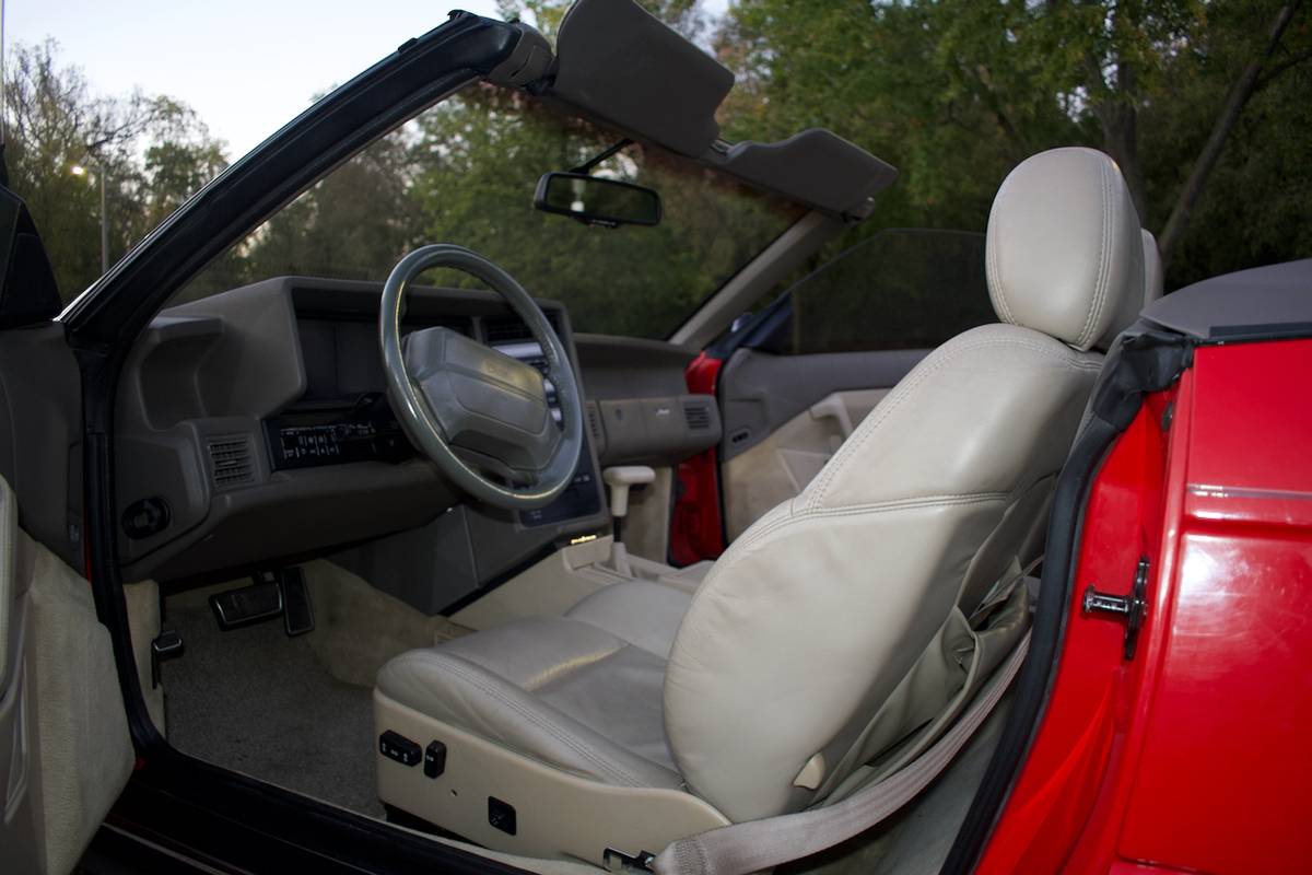 Cadillac-Allante-1993-red-13