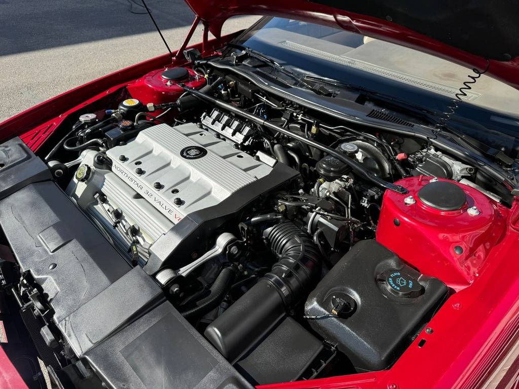 Cadillac-Allante-1993-red-18