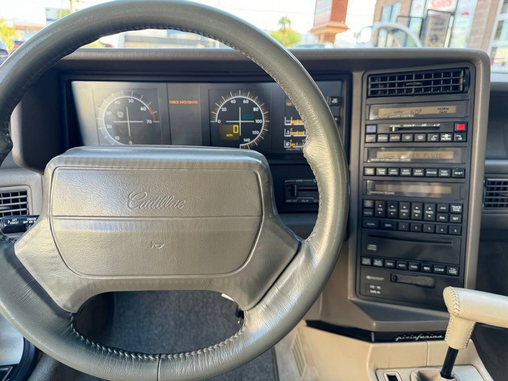 Cadillac-Allante-1993-white-13