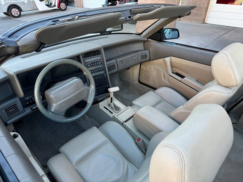 Cadillac-Allante-1993-white-15