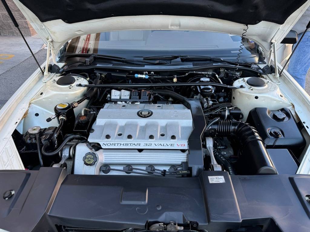 Cadillac-Allante-1993-white-19