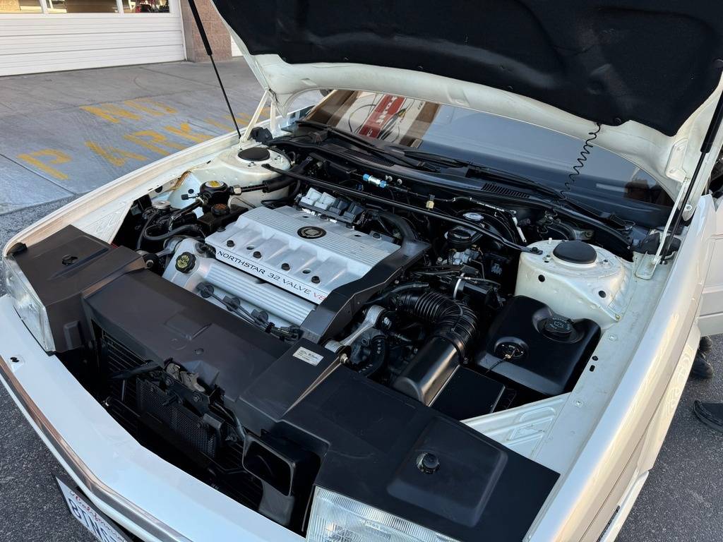 Cadillac-Allante-1993-white-20