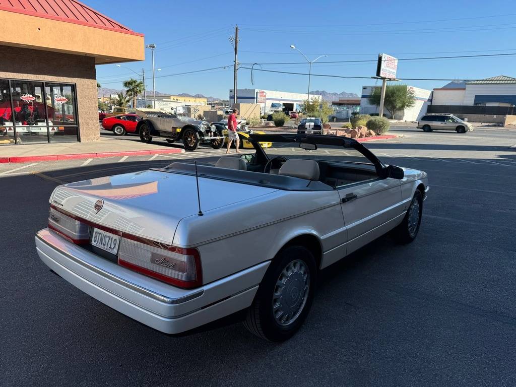 Cadillac-Allante-1993-white-3