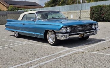 Cadillac-Biarritz-Convertible-1961-13