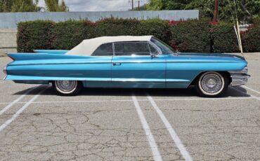 Cadillac-Biarritz-Convertible-1961-14