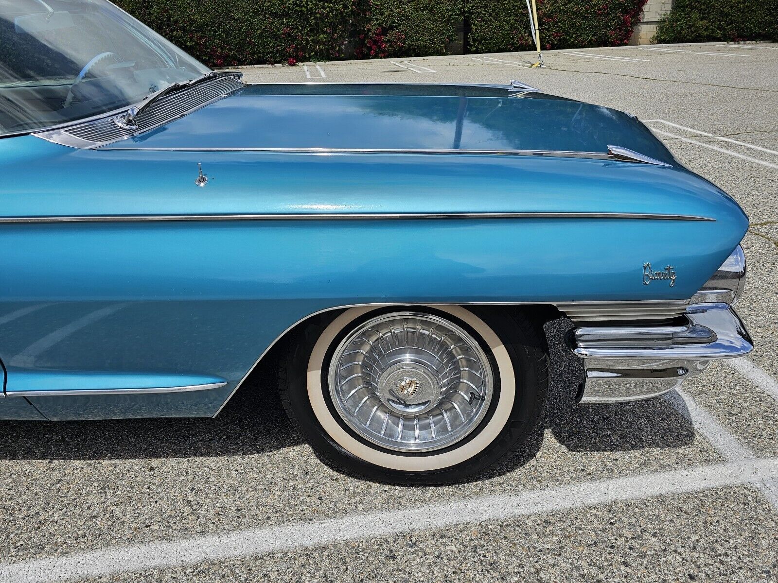 Cadillac-Biarritz-Convertible-1961-23