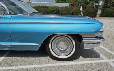 Cadillac-Biarritz-Convertible-1961-24