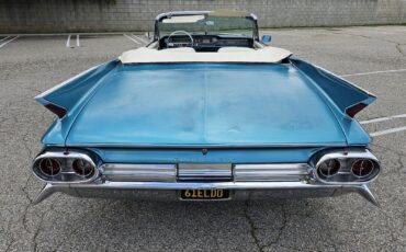 Cadillac-Biarritz-Convertible-1961-3