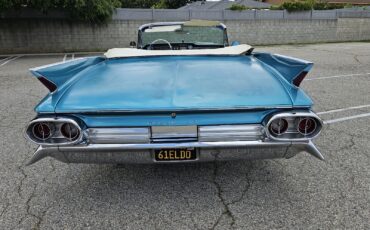 Cadillac-Biarritz-Convertible-1961-4