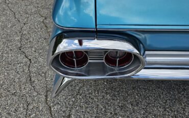 Cadillac-Biarritz-Convertible-1961-5