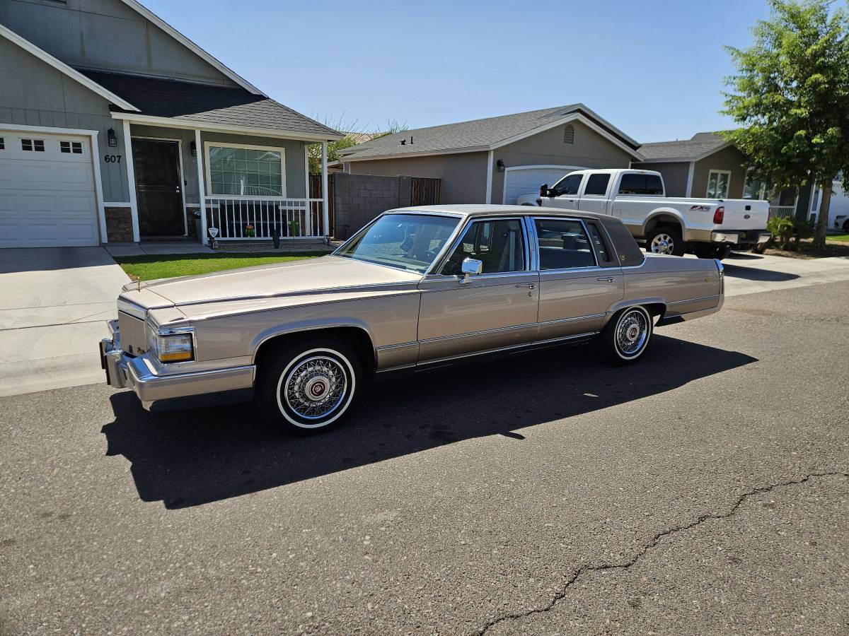 Cadillac Brougham  1992 custom