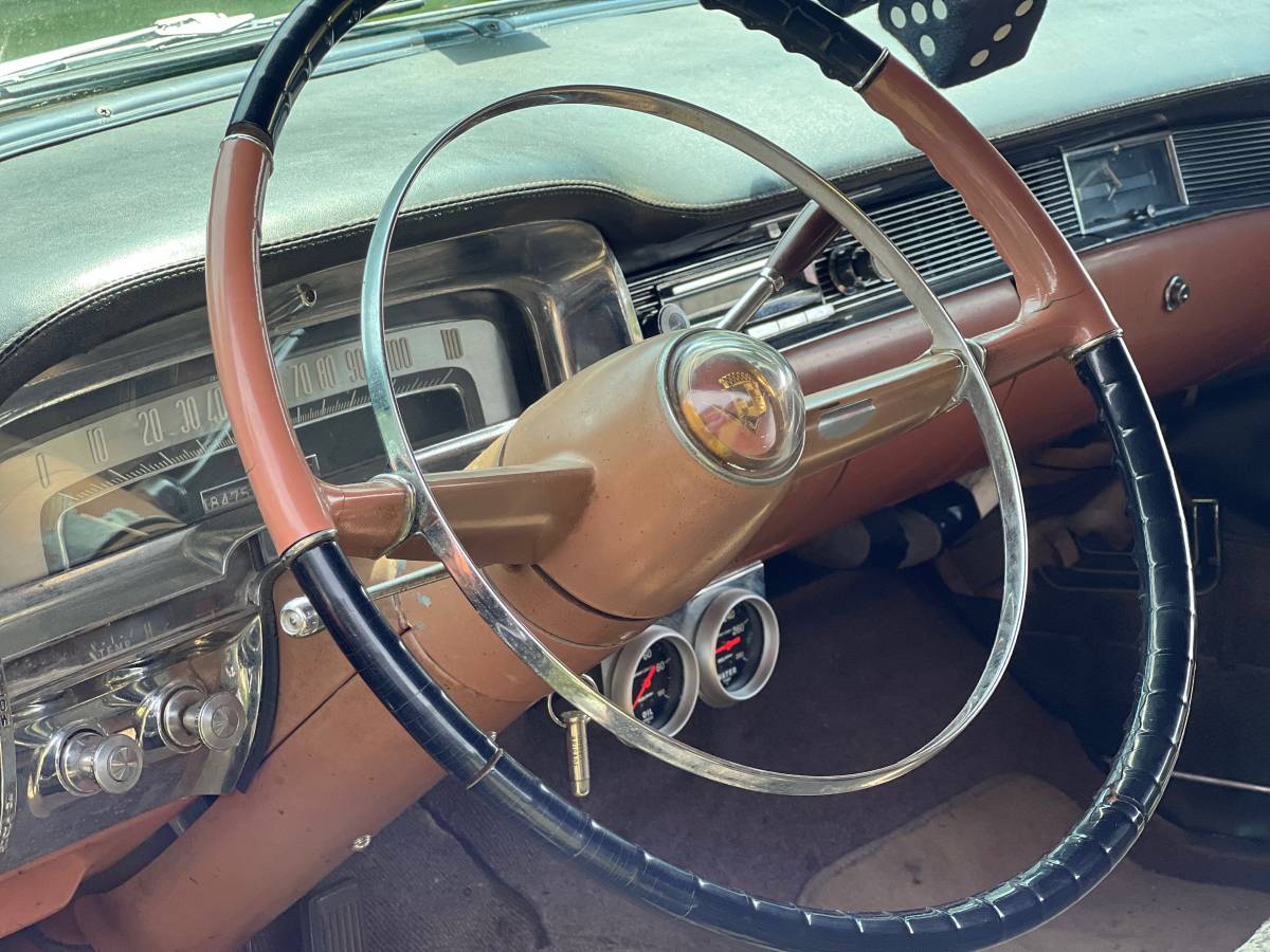 Cadillac-Coupe-deville-1955-7