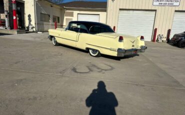 Cadillac-Coupe-deville-1956-yellow-3