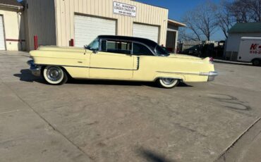 Cadillac-Coupe-deville-1956-yellow-4