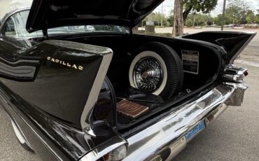 Cadillac-De-Ville-1958-16