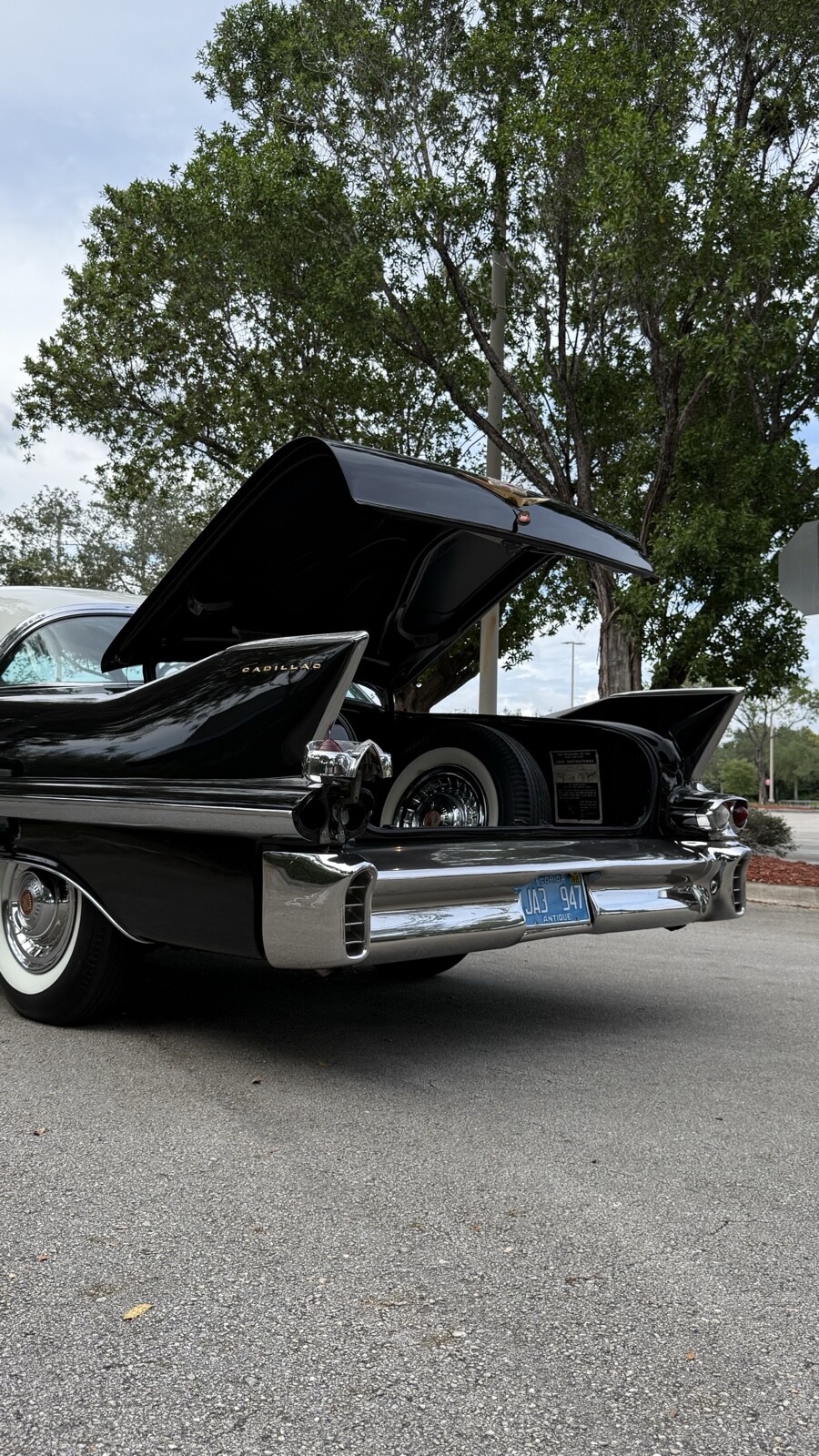 Cadillac-De-Ville-1958-19