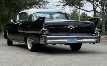 Cadillac-De-Ville-1958-3