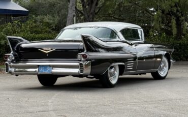 Cadillac-De-Ville-1958-4