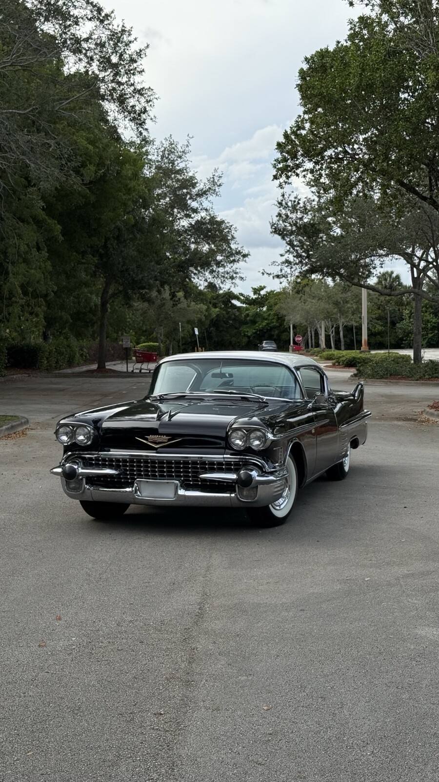 Cadillac-De-Ville-1958