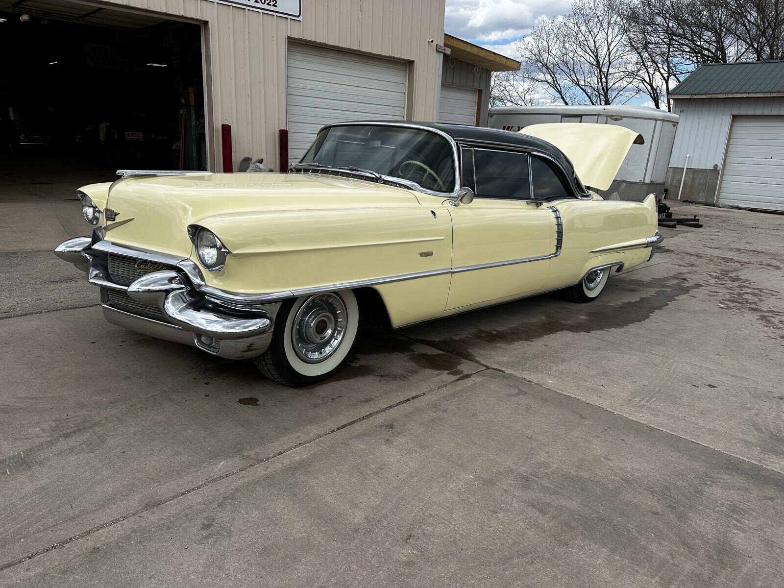 Cadillac-DeVille-1956-Coupe-17