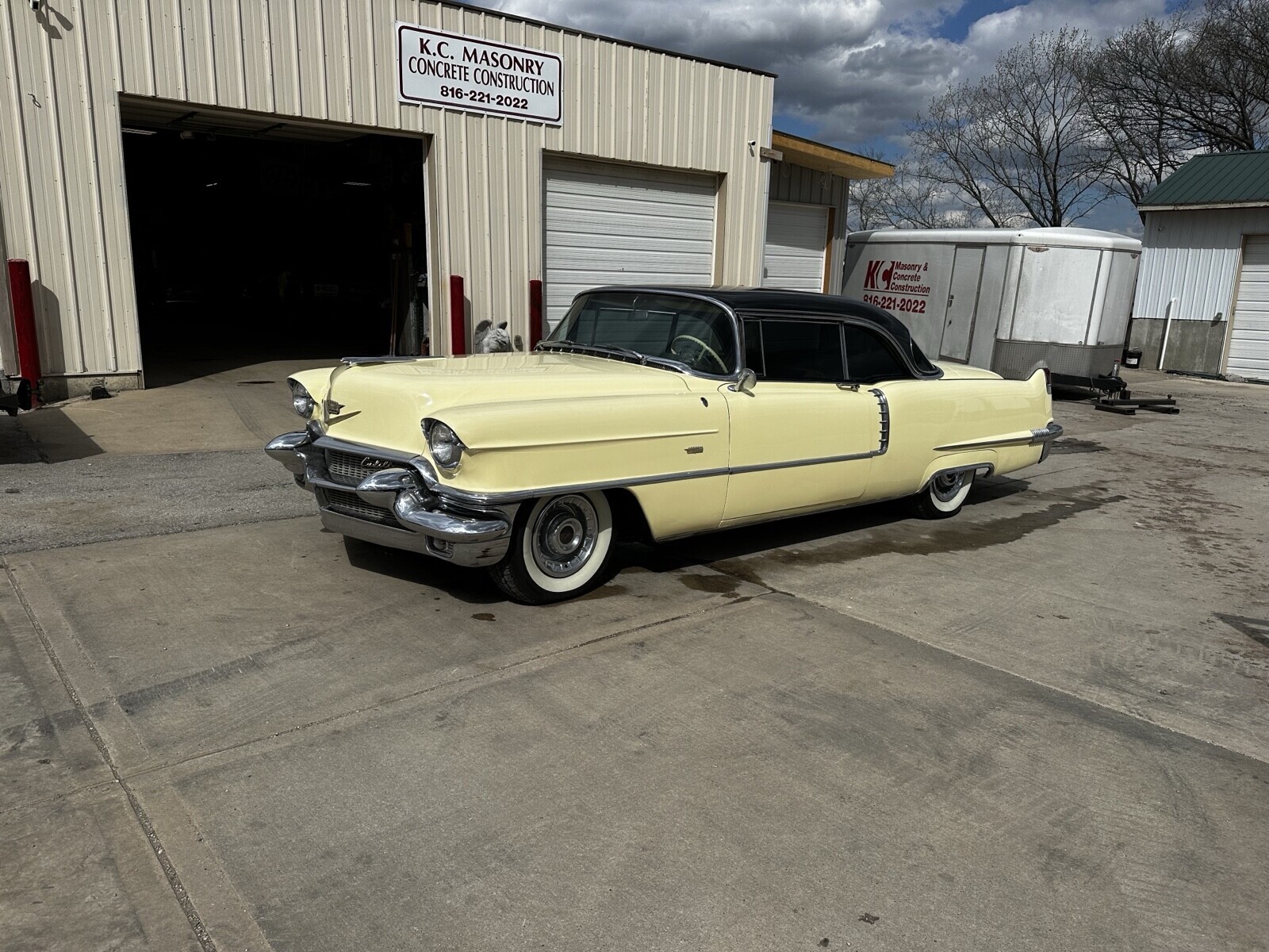 Cadillac-DeVille-1956-Coupe-23