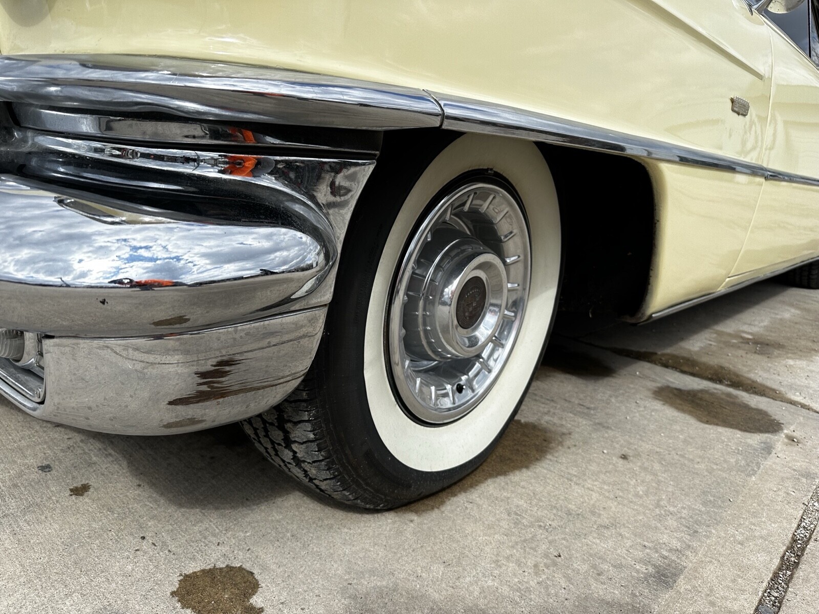 Cadillac-DeVille-1956-Coupe-26