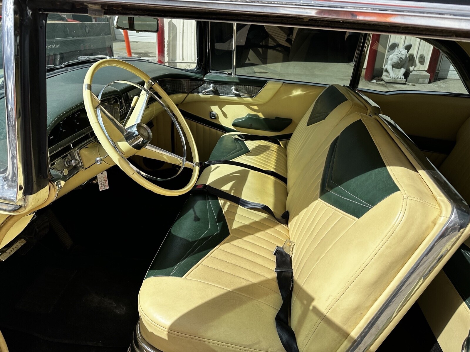Cadillac-DeVille-1956-Coupe-34