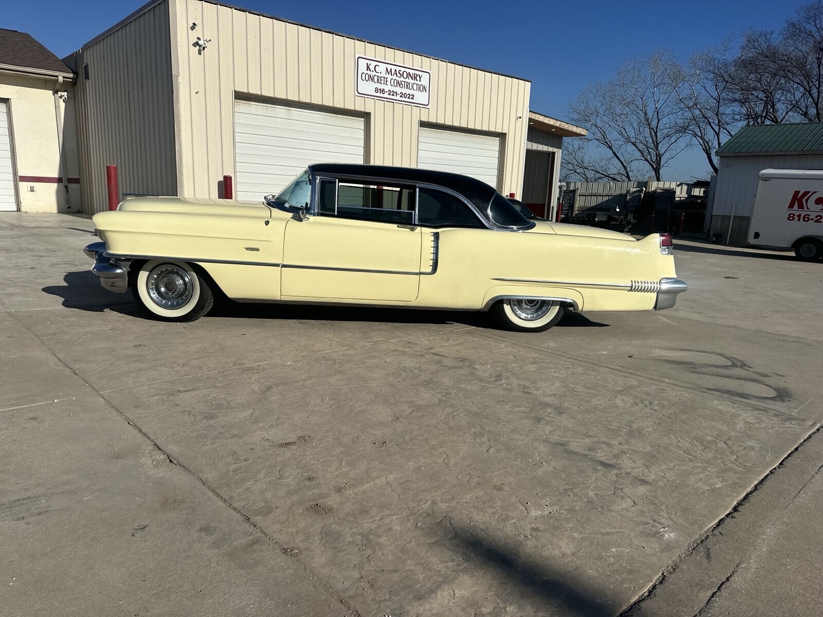 Cadillac-DeVille-1956-Coupe-5